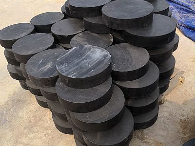 布拖县板式橡胶支座由若干层橡胶片与薄钢板经加压硫化
